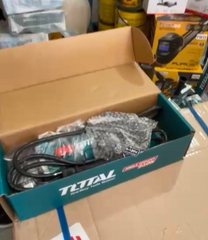 PULIDORA 4 1/2 710W INCLUYE MANGO AUXILIAR INDUSTRIAL TOTAL (UTG10711576)